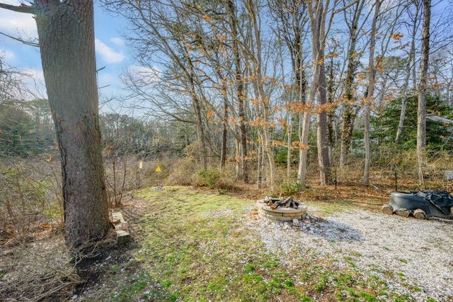 43 Chickadee Lane, Centerville, MA 02632