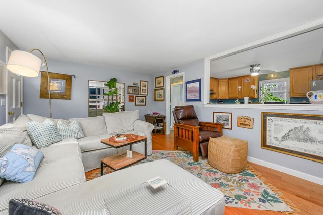 43 Chickadee Lane, Centerville, MA 02632