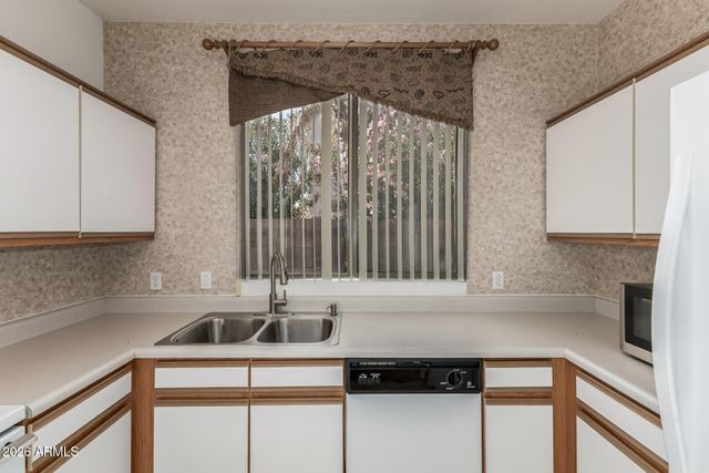 2024 N 30TH Street, Mesa, AZ 85213