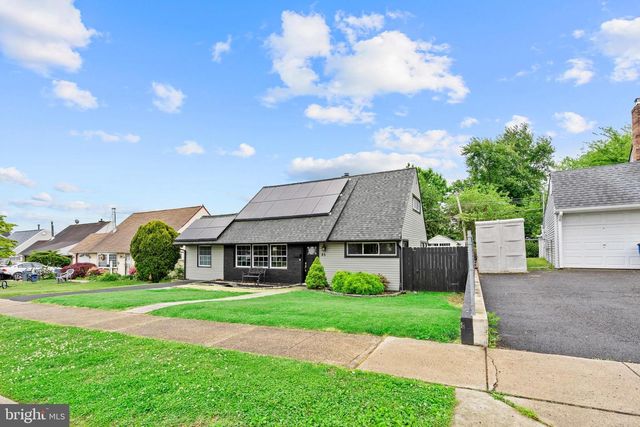 85 BUTTONWOOD LN, Levittown, PA 19054