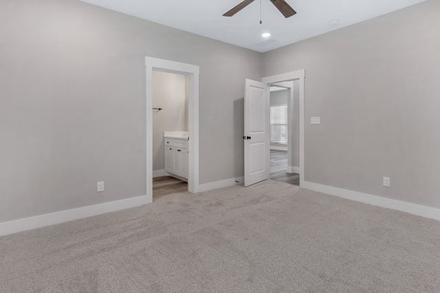 722 E Walker Street, Denison, TX 75021