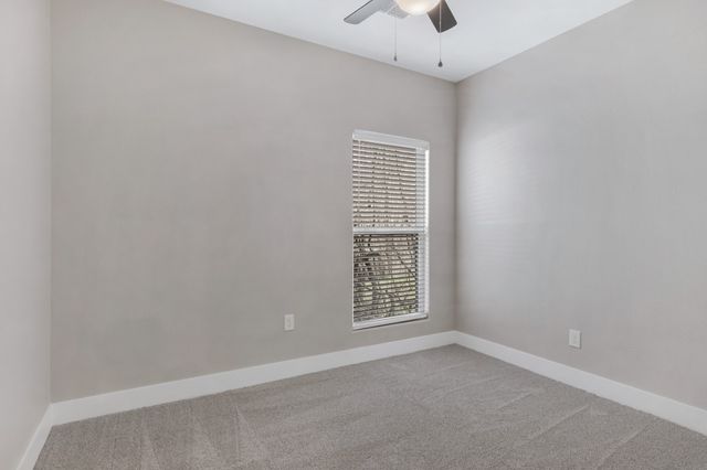 722 E Walker Street, Denison, TX 75021