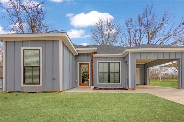 722 E Walker Street, Denison, TX 75021
