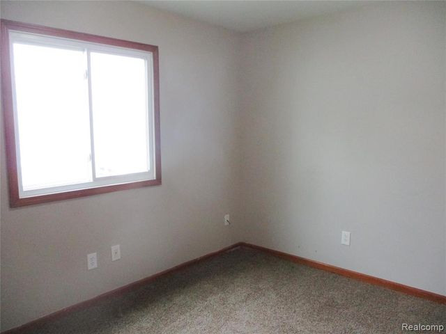 23777 Piper Avenue, Eastpointe, MI 48021