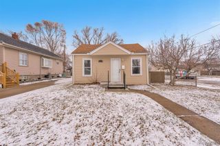 304 W Kalama Avenue, Madison Heights, MI 48071