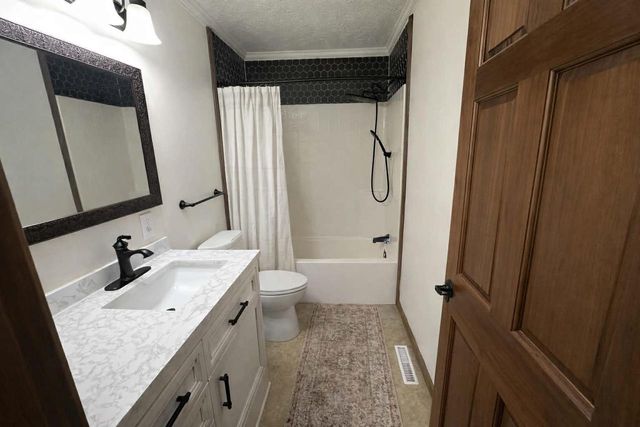 N3543 WILLOW ROAD, Pulaski, WI 54162