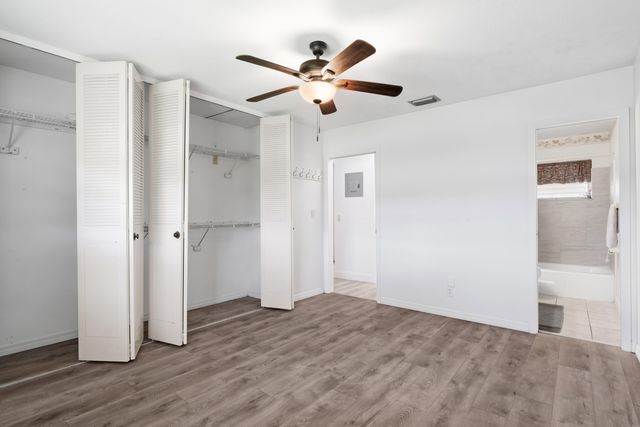 2915 Crosley Drive W G, West Palm Beach, FL 33415