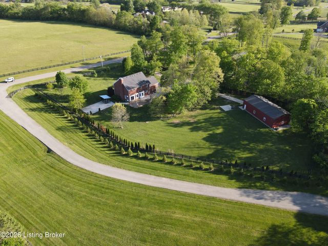 1948 Todds Point Rd, Simpsonville, KY 40067