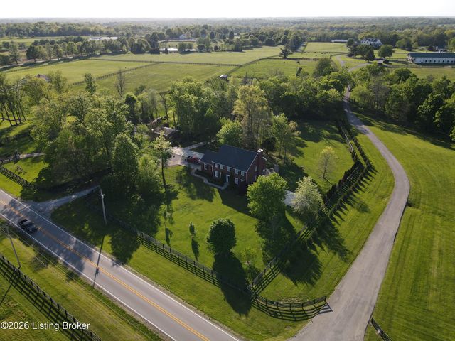 1948 Todds Point Rd, Simpsonville, KY 40067