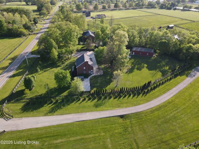 1948 Todds Point Rd, Simpsonville, KY 40067