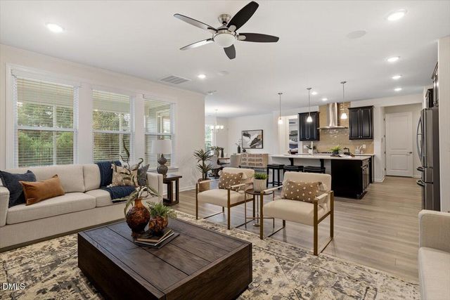 209 Kephart Way, Holly Springs, NC 27540