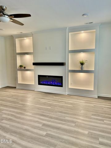209 Kephart Way, Holly Springs, NC 27540