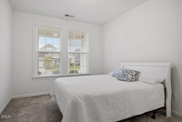 209 Kephart Way, Holly Springs, NC 27540