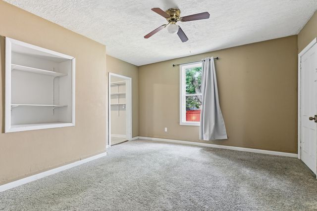 1545 W 2nd Street, Davenport, IA 52802
