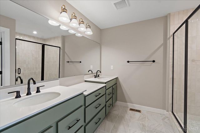 7438 Wetherington Lane, West Chester, OH 45069
