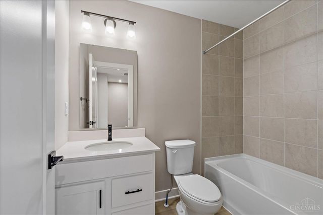 7438 Wetherington Lane, West Chester, OH 45069