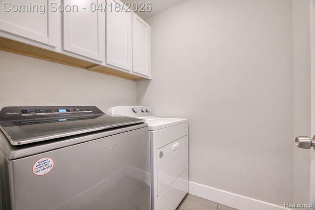 23092 Berdeno Avenue, Hazel Park, MI 48030