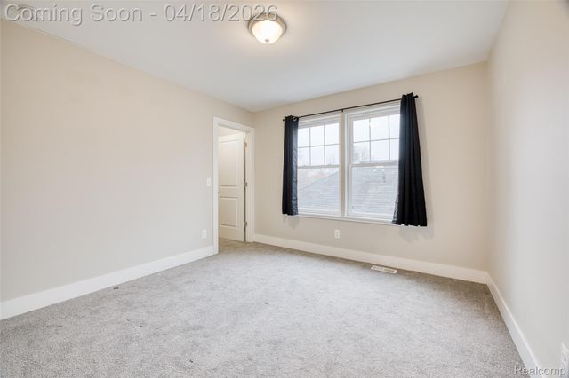 23092 Berdeno Avenue, Hazel Park, MI 48030