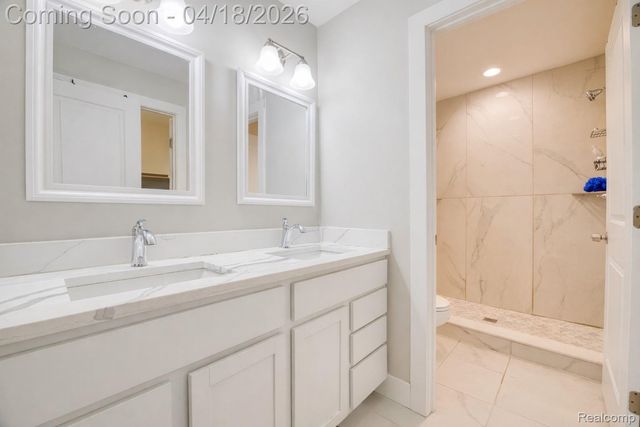 23092 Berdeno Avenue, Hazel Park, MI 48030