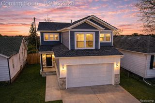 23092 Berdeno Avenue, Hazel Park, MI 48030