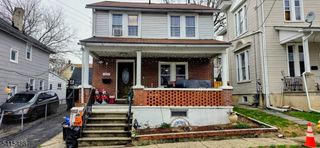 37 Colby Pl, Phillipsburg Town, NJ 08865