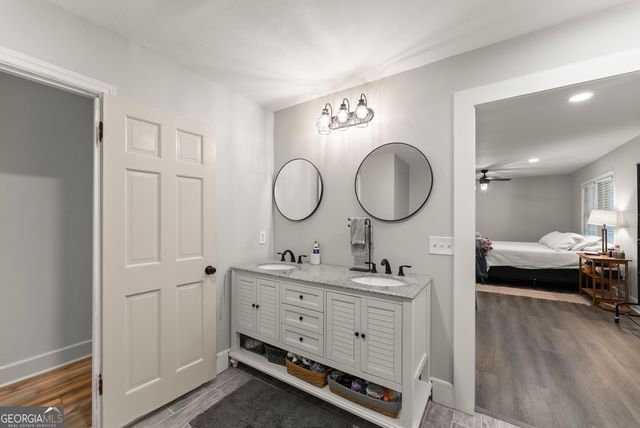 5907 Main Street, Lula, GA 30554