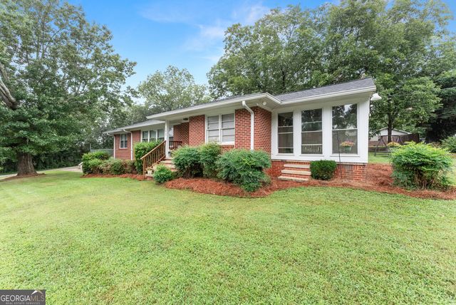 5907 Main Street, Lula, GA 30554