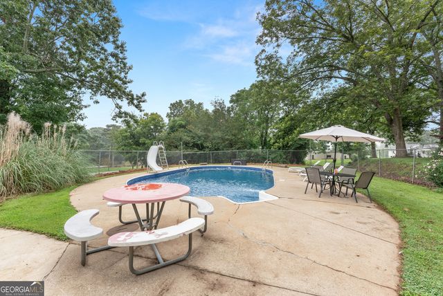 5907 Main Street, Lula, GA 30554