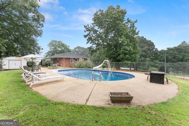 5907 Main Street, Lula, GA 30554