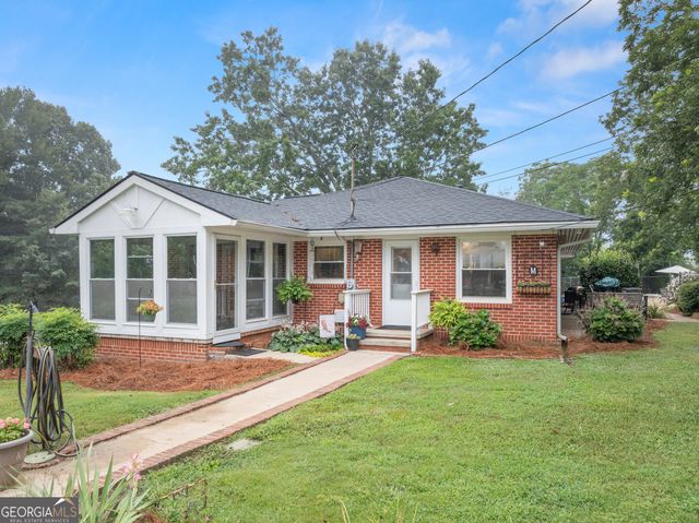 5907 Main Street, Lula, GA 30554
