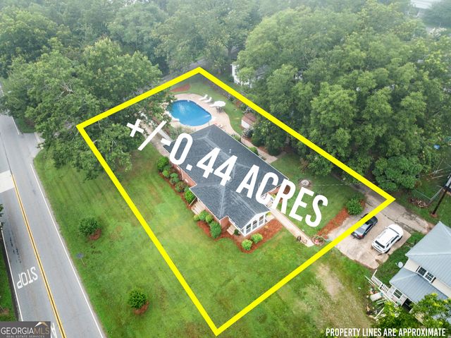5907 Main Street, Lula, GA 30554