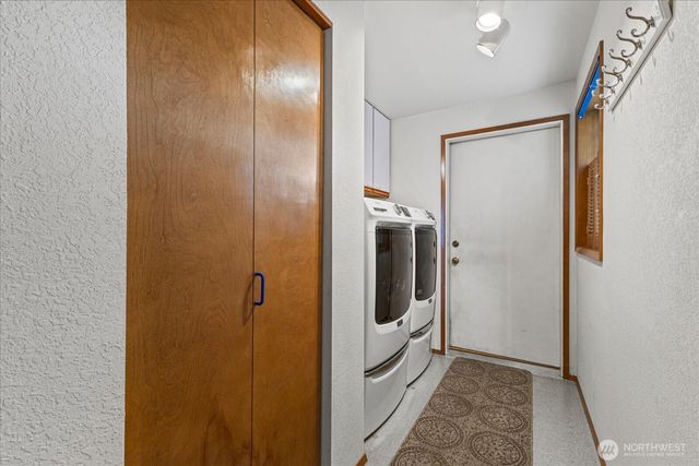 1818 Seaview Avenue, Coupeville, WA 98239