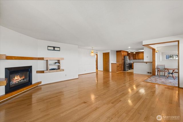 1818 Seaview Avenue, Coupeville, WA 98239