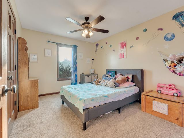 4562 County Road 35, Auburn, IN 46706