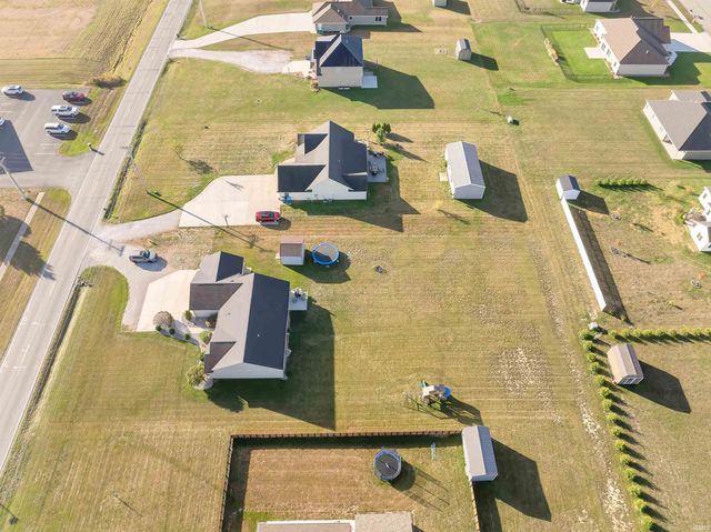 4562 County Road 35, Auburn, IN 46706