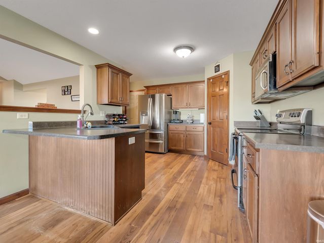 4562 County Road 35, Auburn, IN 46706