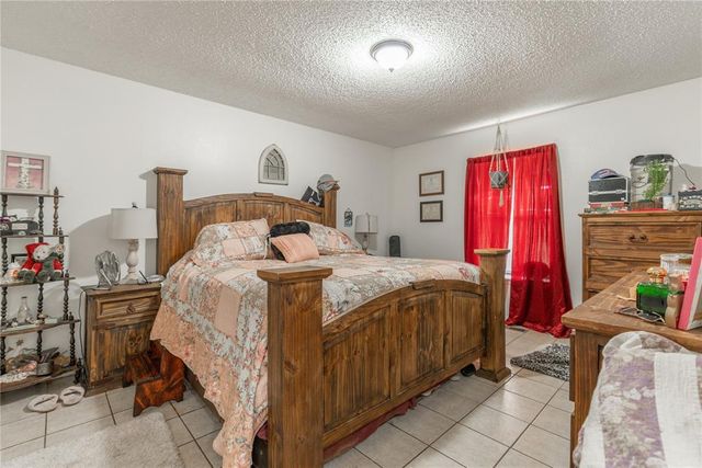 1000 Acacia Circle, Noble, OK 73068
