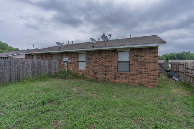 1000 Acacia Circle, Noble, OK 73068