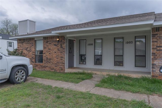 1000 Acacia Circle, Noble, OK 73068