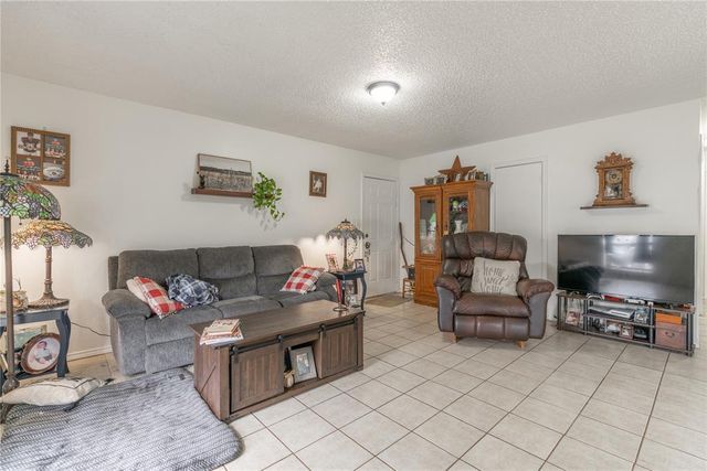 1000 Acacia Circle, Noble, OK 73068