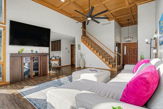 54454 Heron Cove Lane, Elkhart, IN 46516