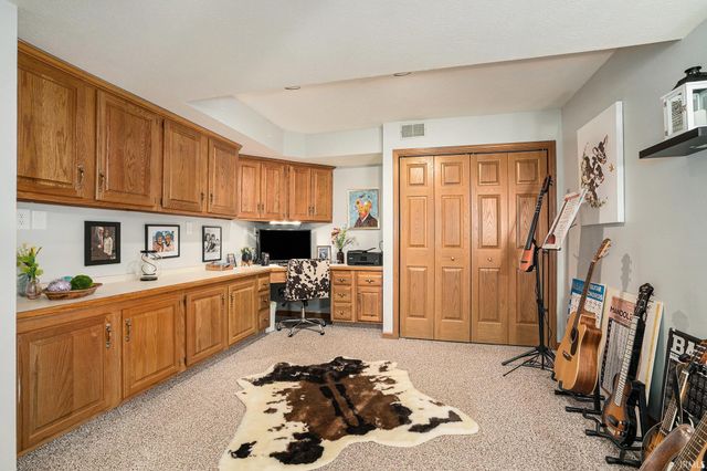 54454 Heron Cove Lane, Elkhart, IN 46516