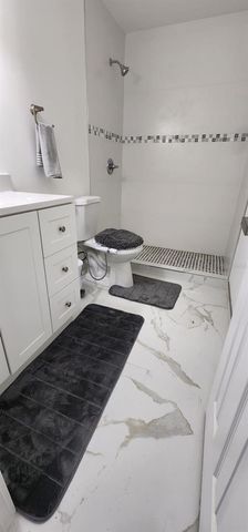 5118 TENNIS COURT CIRCLE, Tampa, FL 33617