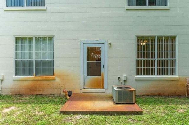 422 Bear Road A, Fort Walton Beach, FL 32547