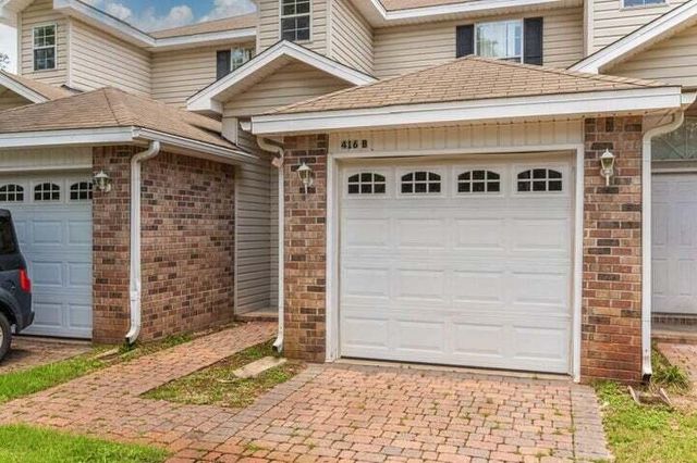 422 Bear Road A, Fort Walton Beach, FL 32547