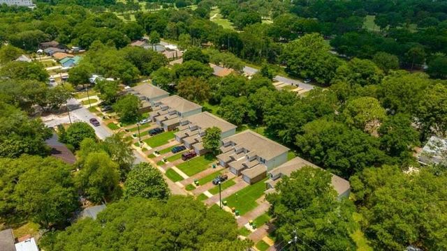 422 Bear Road A, Fort Walton Beach, FL 32547