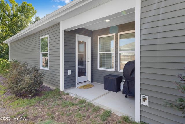 303 Azimuth Drive, Surf City, NC 28445