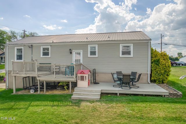 1605 Blackmore Street, Kingsport, TN 37665