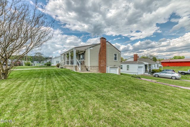 1605 Blackmore Street, Kingsport, TN 37665