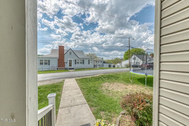 1605 Blackmore Street, Kingsport, TN 37665